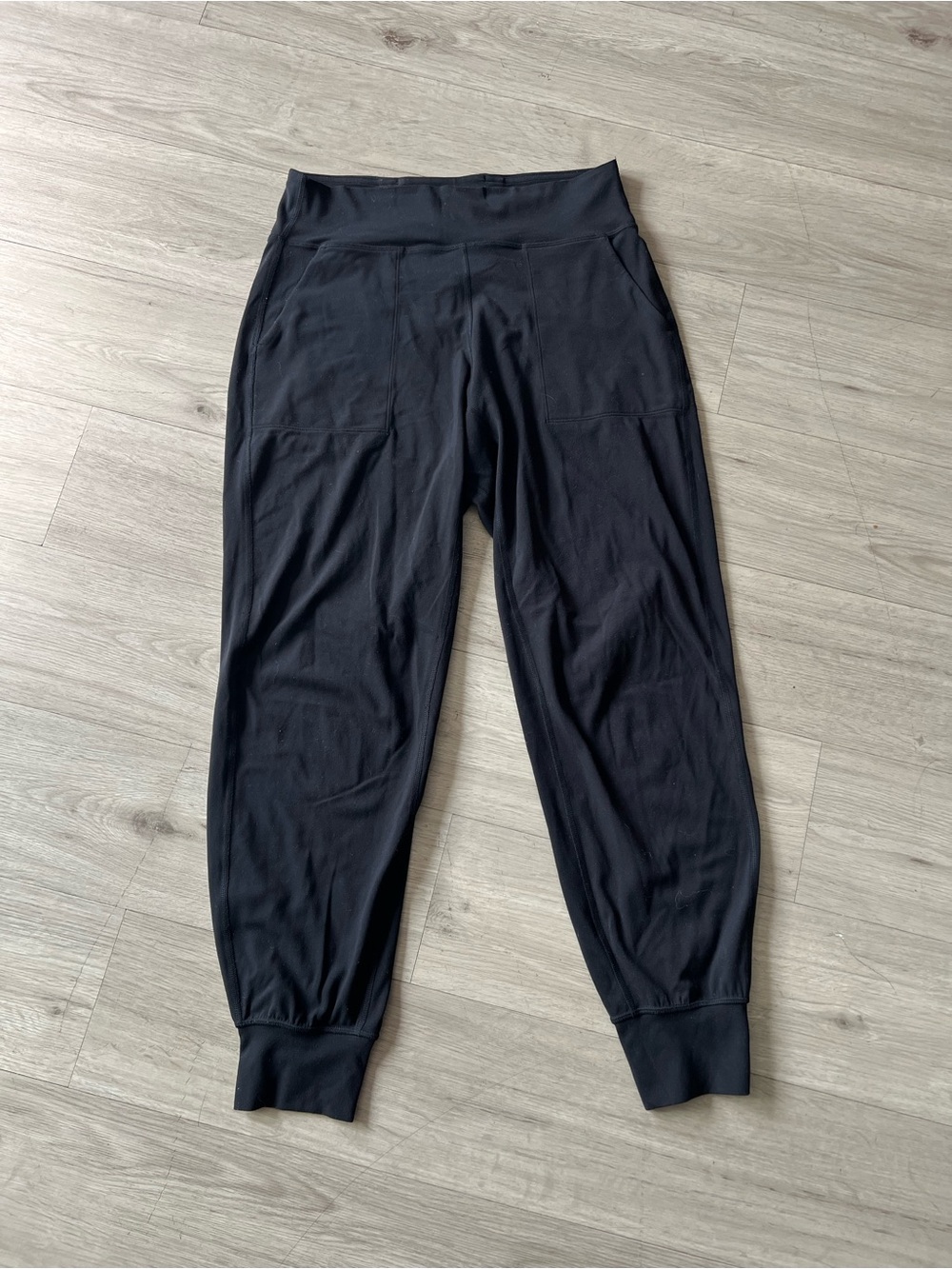 Lululemon Black Align Joggers Sz 8